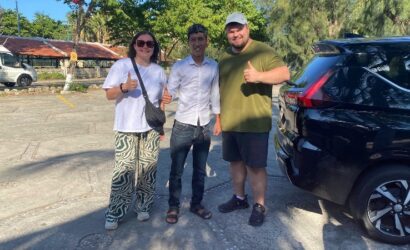 Private car travel route from Hue to Hoi An featuring scenic coastal roads, Hai Van Pass viewpoints, Lap An Lagoon, Lang Co Beach, Marble Mountains, and arrival in Hoi An Ancient Town.
